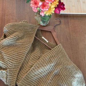 Brand New: Short Sleeve Sweater Cardigan